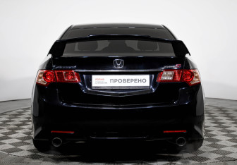 Подержанный автомобиль Honda Accord Sedan 2011 года (4 фото)