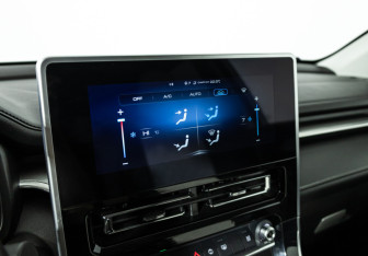 Подержанный автомобиль Haval M6 2023 года (16 фото)