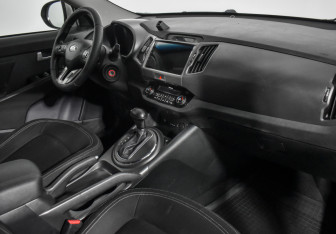 Подержанный автомобиль Kia Sportage 2013 года (13 фото)