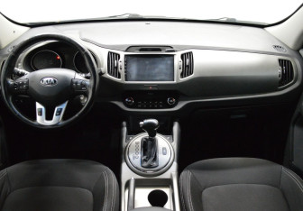 Подержанный автомобиль Kia Sportage 2014 года (14 фото)
