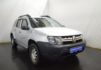 Подержанный автомобиль Renault Duster 2020 года (3 фото)