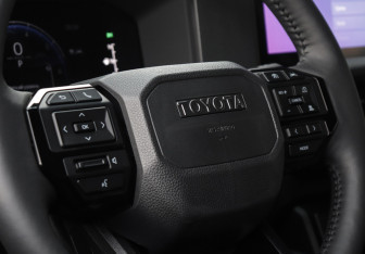 Новый Toyota Land Cruiser Prado 2026 (26 фото)