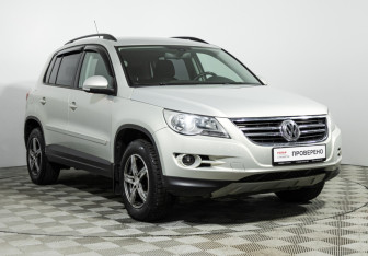 Подержанный автомобиль Volkswagen Tiguan 2011 года (3 фото)