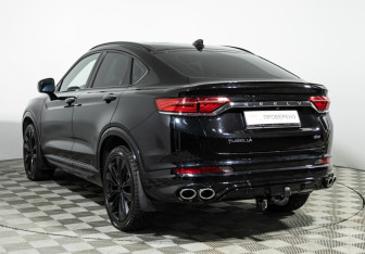 Подержанный автомобиль Geely Tugella 2023 года (7 фото)