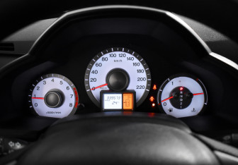 Подержанный автомобиль Honda Pilot 2008 года (17 фото)