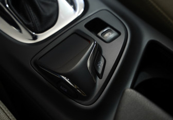 Подержанный автомобиль Opel Insignia Wagon 2014 года (17 фото)
