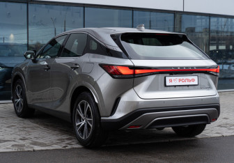Новый Lexus RX 2025 (4 фото)