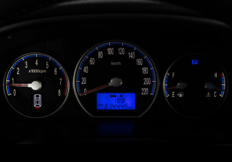 Подержанный автомобиль Hyundai Santa Fe 2008 года (23 фото)