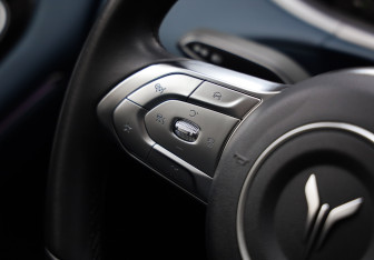 Подержанный автомобиль Voyah Free 2022 года (12 фото)