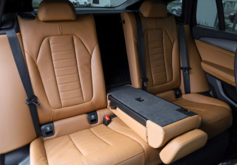 Подержанный автомобиль BMW X4 2020 года (33 фото)