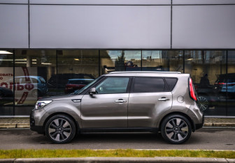 Подержанный автомобиль Kia Soul 2018 года (9 фото)