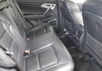 Подержанный автомобиль Geely Atlas 2021 года (13 фото)