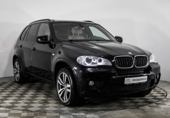 Подержанный автомобиль BMW X5 2013 года (3 фото)