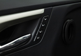 Подержанный автомобиль Lexus RX 2017 года (16 фото)