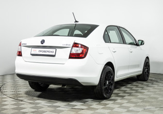 Подержанный автомобиль Skoda Rapid Liftback 2019 года (5 фото)