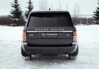 Подержанный автомобиль Land Rover Range Rover 2021 года (8 фото)