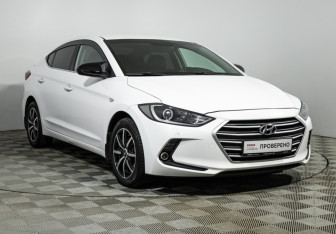 Подержанный автомобиль Hyundai Elantra Sedan 2017 года (3 фото)