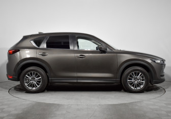 Подержанный автомобиль Mazda CX-5 2018 года (5 фото)