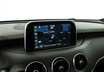 Подержанный автомобиль Kia Stinger 2018 года (19 фото)