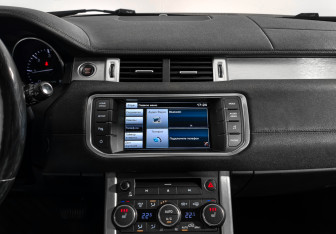 Подержанный автомобиль Land Rover Range Rover Evoque 2014 года (22 фото)