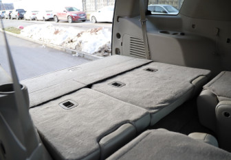 Подержанный автомобиль Cadillac Escalade Suv 2016 года (38 фото)