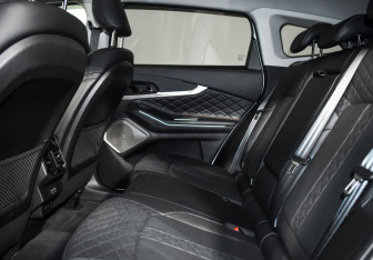 Подержанный автомобиль Exeed TXL 2022 года (13 фото)