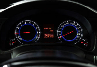 Подержанный автомобиль Infiniti G Sedan 2008 года (12 фото)