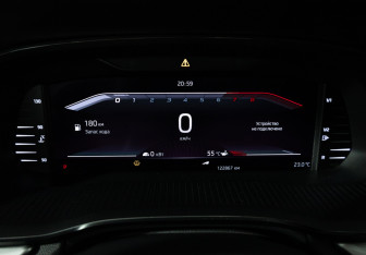 Подержанный автомобиль Skoda Octavia Liftback 2021 года (12 фото)