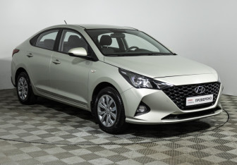 Подержанный автомобиль Hyundai Solaris Sedan 2020 года (3 фото)