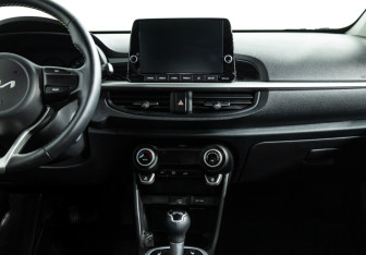 Подержанный автомобиль Kia Picanto 2022 года (15 фото)