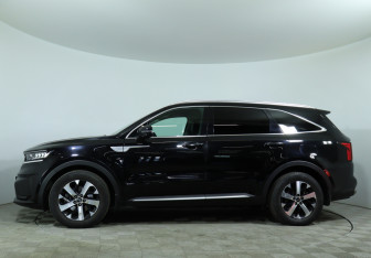 Подержанный автомобиль Kia Sorento 2021 года (8 фото)