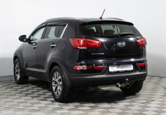 Подержанный автомобиль Kia Sportage 2014 года (7 фото)
