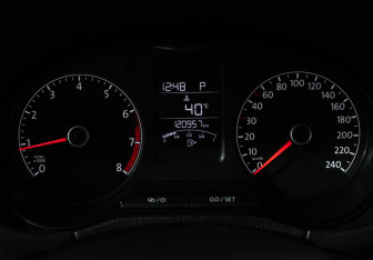 Подержанный автомобиль Volkswagen Polo Sedan 2017 года (12 фото)