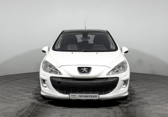 Подержанный автомобиль Peugeot 308 Hatchback 2010 года (2 фото)