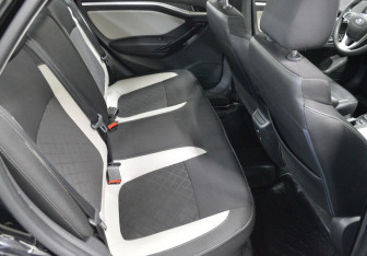 Подержанный автомобиль LADA (ВАЗ) Vesta Sedan 2019 года (13 фото)