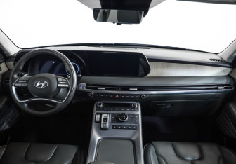 Подержанный автомобиль Hyundai Palisade 2024 года (9 фото)