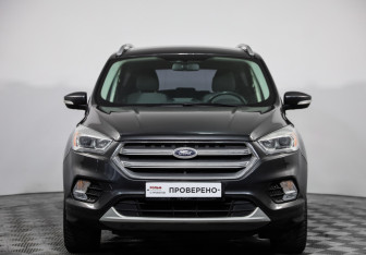 Подержанный автомобиль Ford Kuga 2017 года (2 фото)