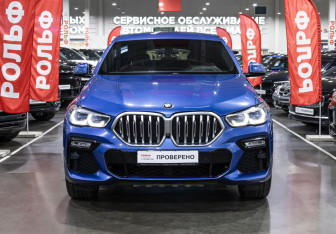 Подержанный автомобиль BMW X6 2020 года (3 фото)
