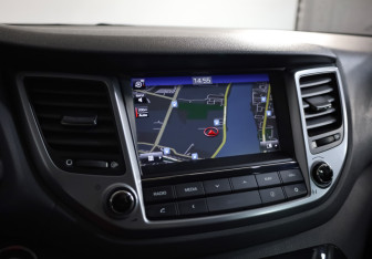 Подержанный автомобиль Hyundai Tucson 2016 года (14 фото)