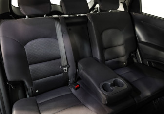 Подержанный автомобиль SsangYong Actyon 2013 года (23 фото)