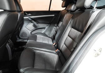 Подержанный автомобиль Skoda Octavia Liftback 2012 года (10 фото)