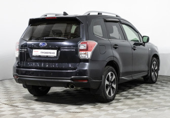 Подержанный автомобиль Subaru Forester Suv 2017 года (5 фото)