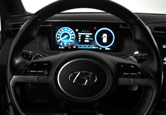 Подержанный автомобиль Hyundai Tucson 2022 года (17 фото)