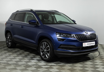 Подержанный автомобиль Skoda Karoq 2021 года (3 фото)