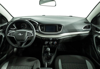 Подержанный автомобиль LADA (ВАЗ) Vesta Sedan 2023 года (13 фото)