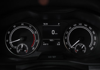 Подержанный автомобиль Skoda Rapid Liftback 2020 года (12 фото)