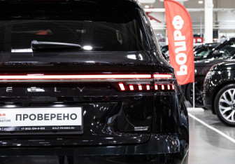 Подержанный автомобиль Geely Monjaro 2024 года (9 фото)