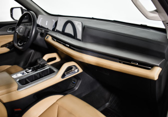 Подержанный автомобиль Changan Hunter Plus 2024 года (12 фото)