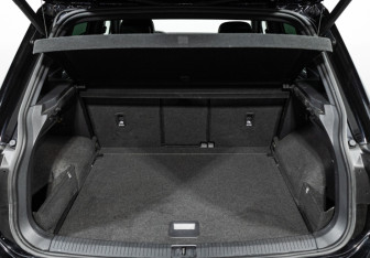 Подержанный автомобиль Volkswagen Tiguan 2020 года (23 фото)