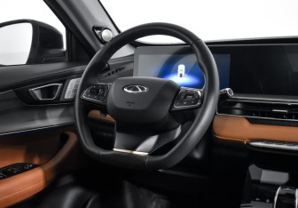 Подержанный автомобиль Chery Tiggo 8 Pro Max 2023 года (17 фото)